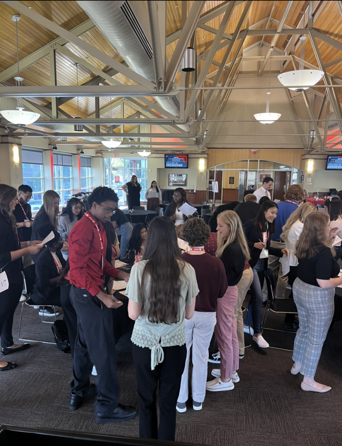 Students in the Peter Kiewit Foundation Engineering Academy participate in a recent mixer at the AKRS Champions Club. Forty first-year students in the University of Nebraska–Lincoln’s College of Engineering have been chosen for the academy’s inaugural cohort.