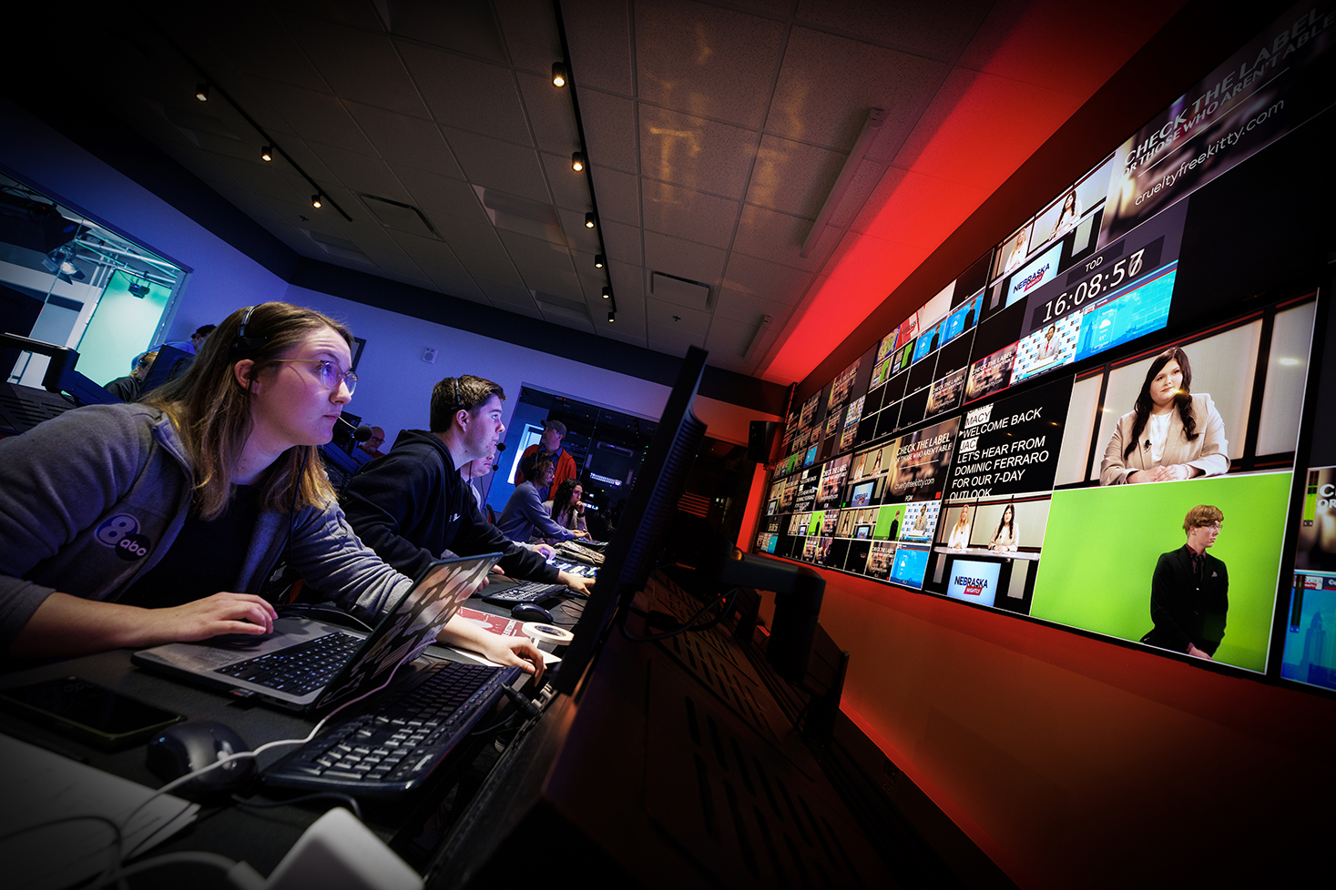 Students produce the Nebraska Nightly newscast in the Don and Lorena Meier Studio on April 28. Thirteen students have been selected as student leads in the College of Journalism and Mass Communications’ Experience Lab for the fall semester.