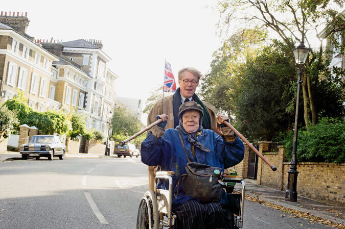 Maggie Smith & Alex Jennings in THE LADY IN THE VAN