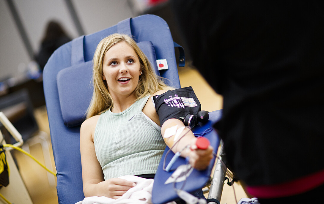 A student gives blood during a drive in Nebraska Union.