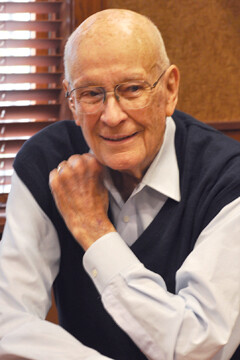 Les Krogh during a 2012 visit to UNL.