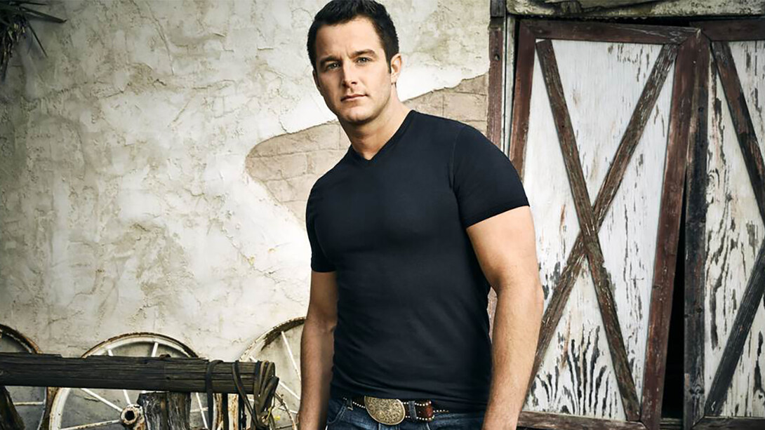 Easton Corbin