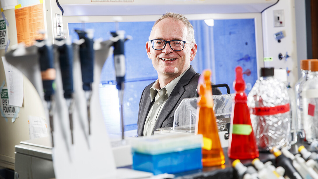 Janos Zempleni in his lab