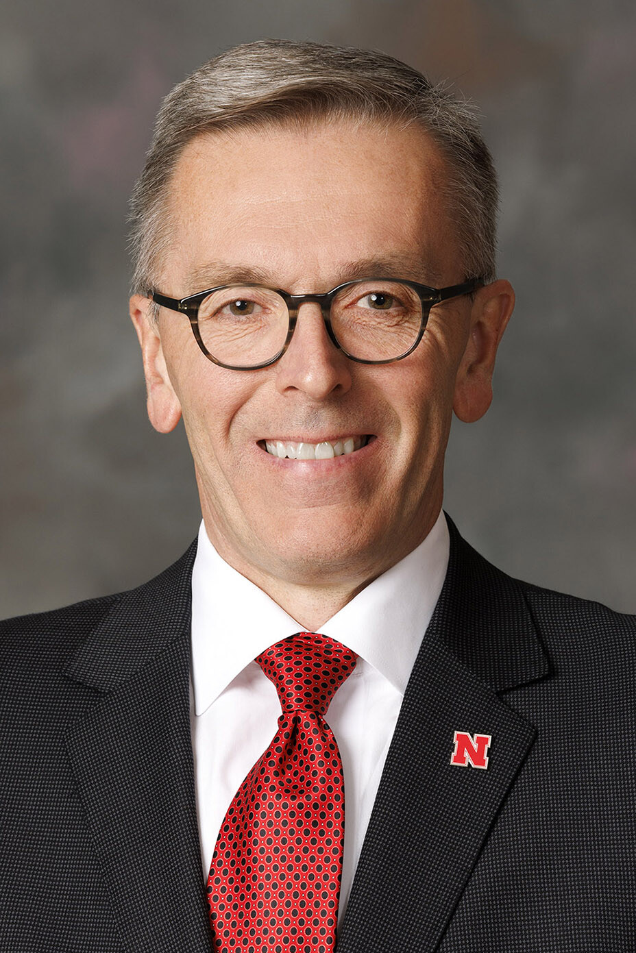 Color portrait of Chancellor Ronnie Green