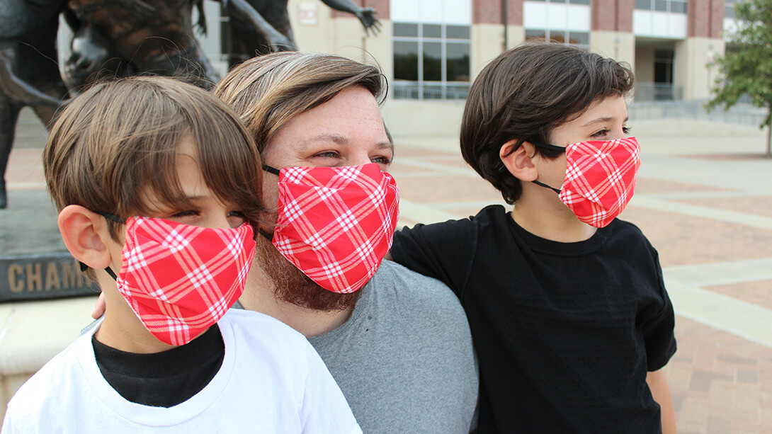 Nebraska Alumni Association mask project