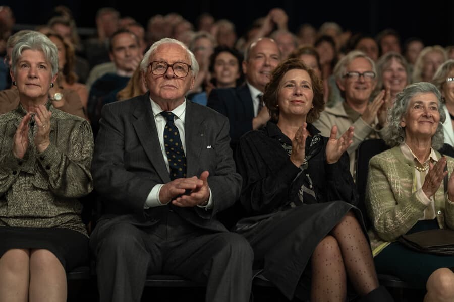 Nicholas Winton is portrayed by Anthony Hopkins.