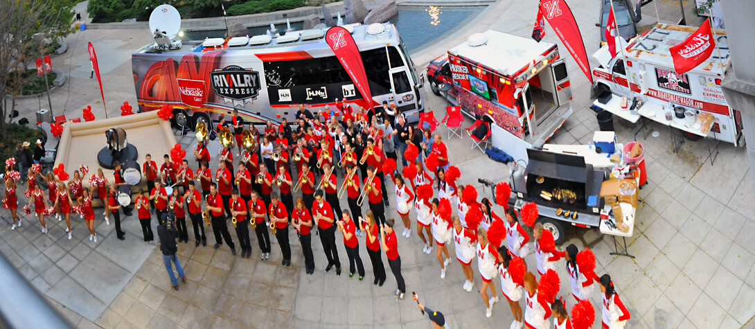 Headline News' "Rivalry Express" bus tour stopped at UNL on Oct. 4.